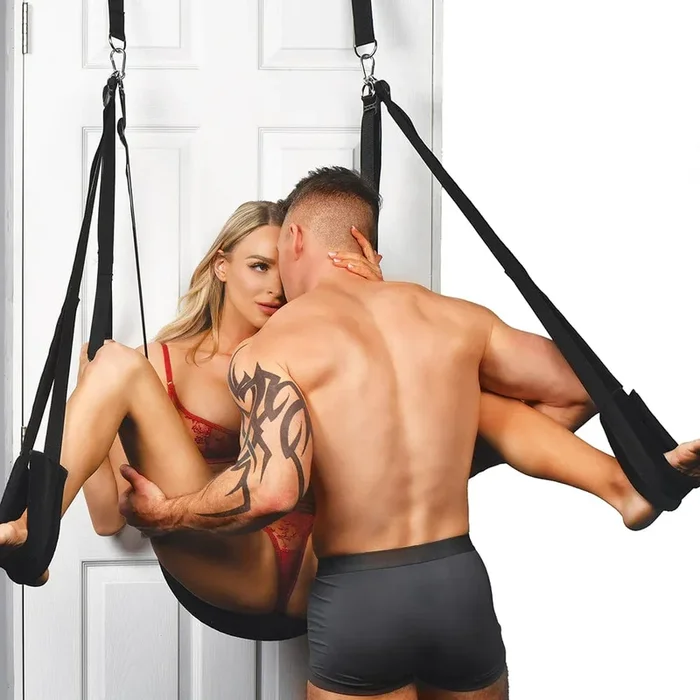 Chamber Bliss Lover’s Door Swing