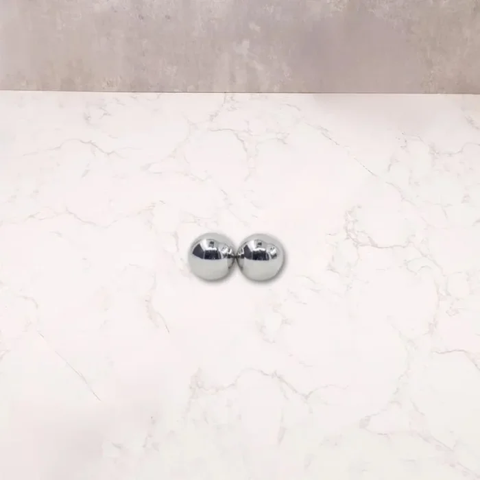 Metal Magnetic Clitoris and Nipple Clamps + Scrotum stimulation