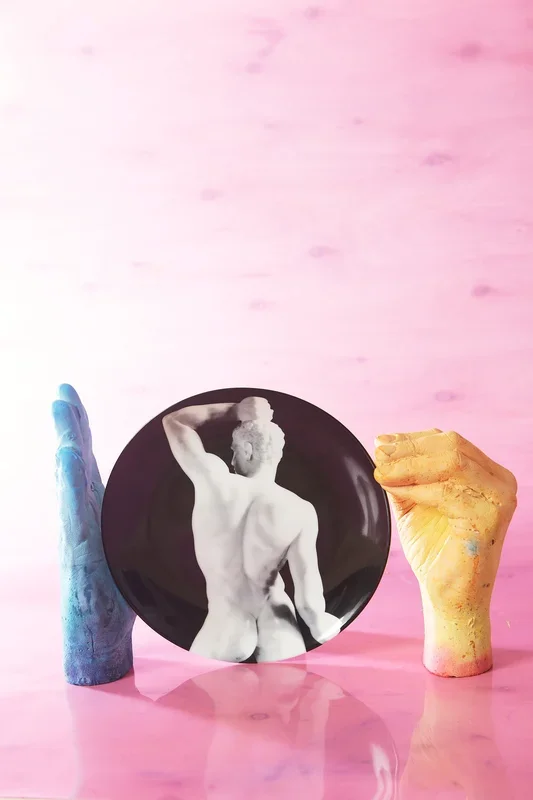 ROBERT MAPPLETHORPE “WRESTLER ” PLATE