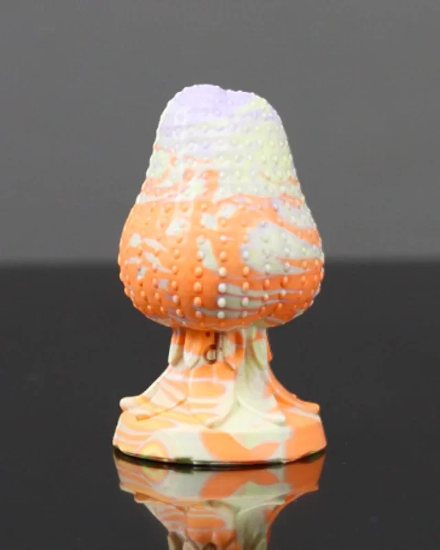 Strawberry Plug – Extra Small, Firm – FLOP – Bubbles on leaves