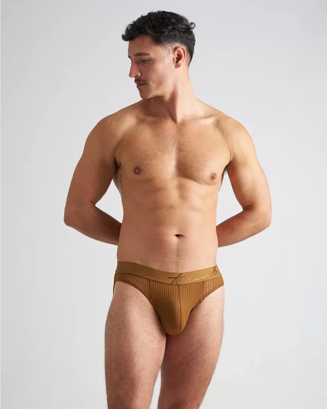 TEAMM8 Casanova Brief – Brass