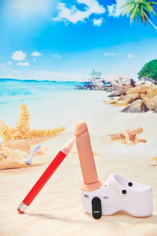 Vauntingly Shot Vibrating Silicone Dildo – 9 Inch