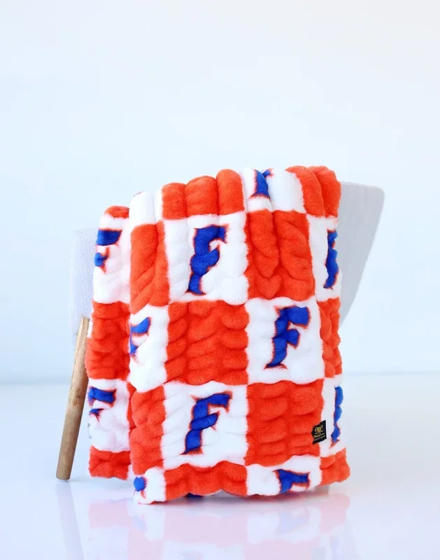 Womanizer Premium 2 Pleasure Air Stimulator in Raspberry